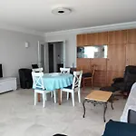 Апартаменты T3 Face Avec Balcon - 3ᵉ Etage, 100 M Du Centre - 6 Personnes - Garage - Au Pied - Fr-1-331-101